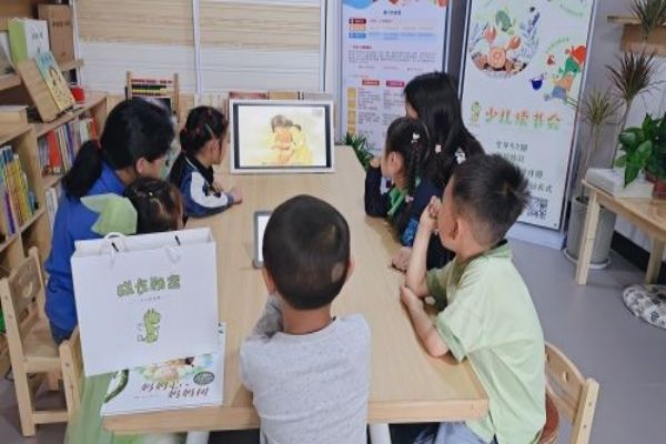 儿童科技阅读馆加盟