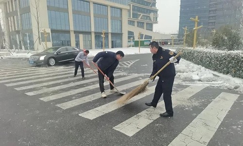 冬季道路除雪 冬季道路除雪