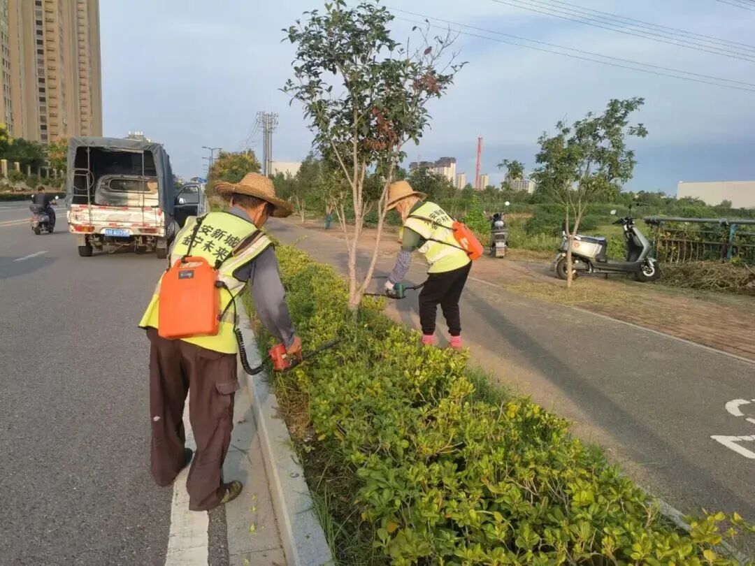 國慶在崗 | 堅守一線(xiàn)崗位,保障假期運營(yíng) 國慶在崗 | 堅守一線(xiàn)崗位,保障假期運營(yíng)