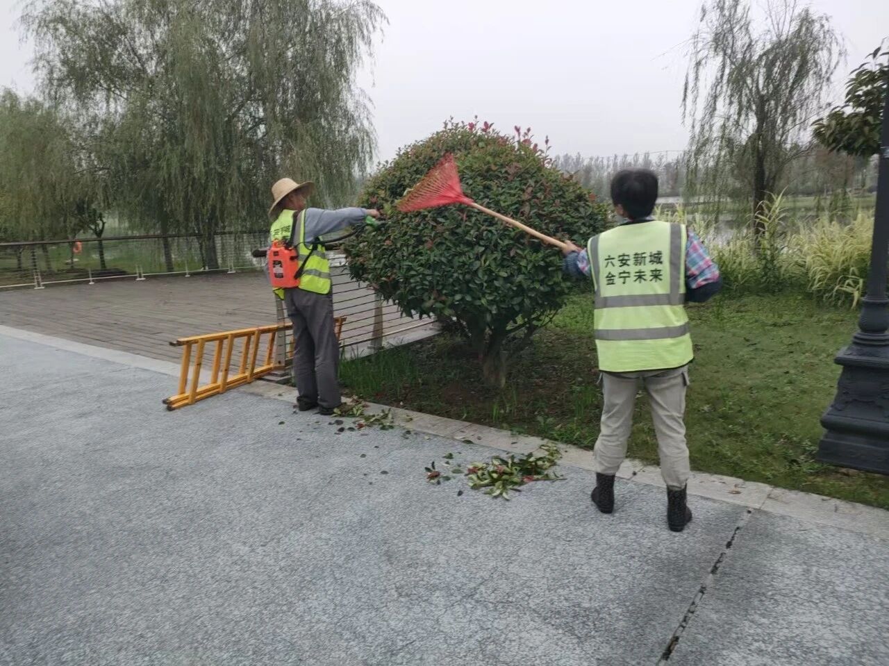 國慶在崗 | 堅守一線(xiàn)崗位,保障假期運營(yíng) 國慶在崗 | 堅守一線(xiàn)崗位,保障假期運營(yíng)